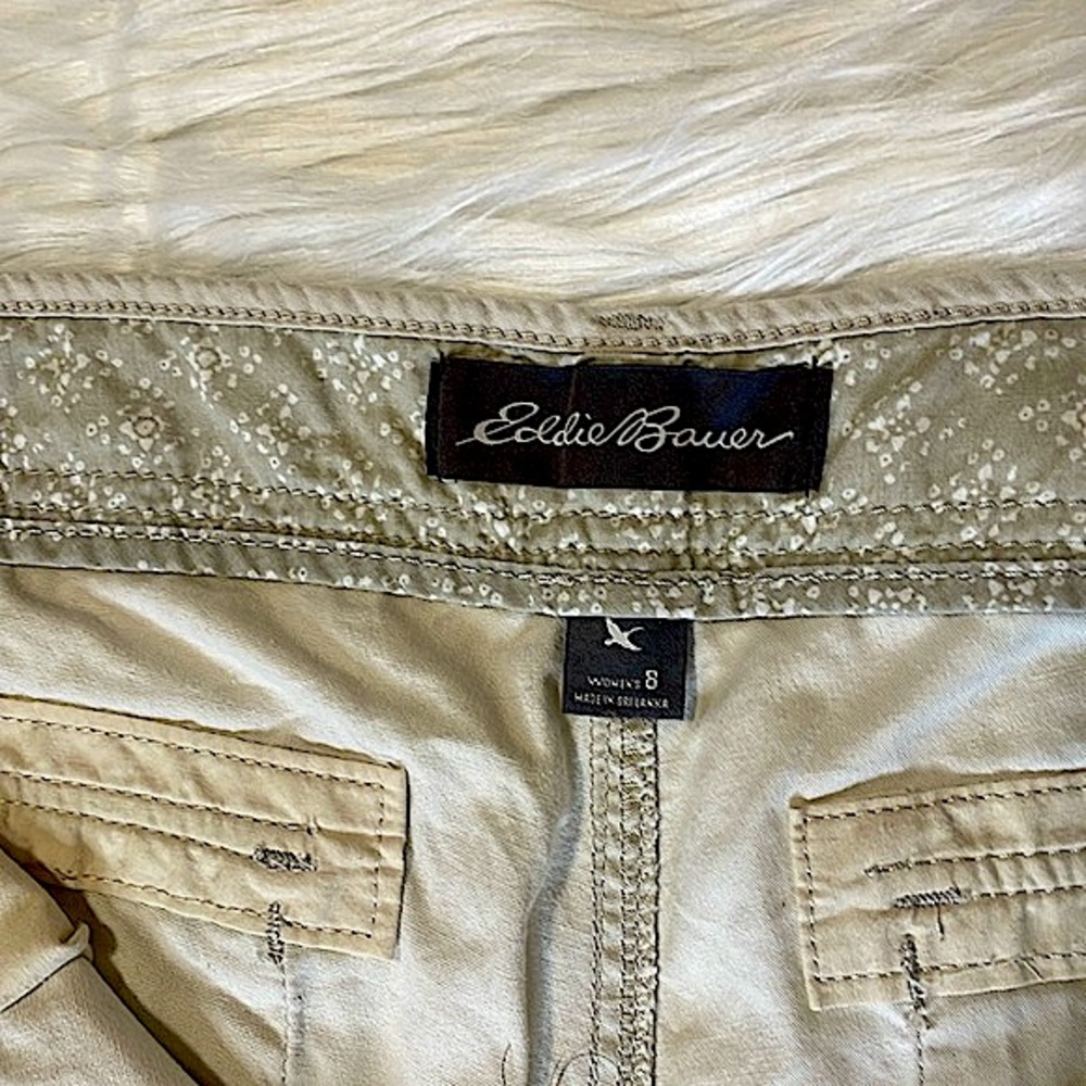 EDDIE BAUER Light Beige Women’s Shorts - Picture 4 of 9